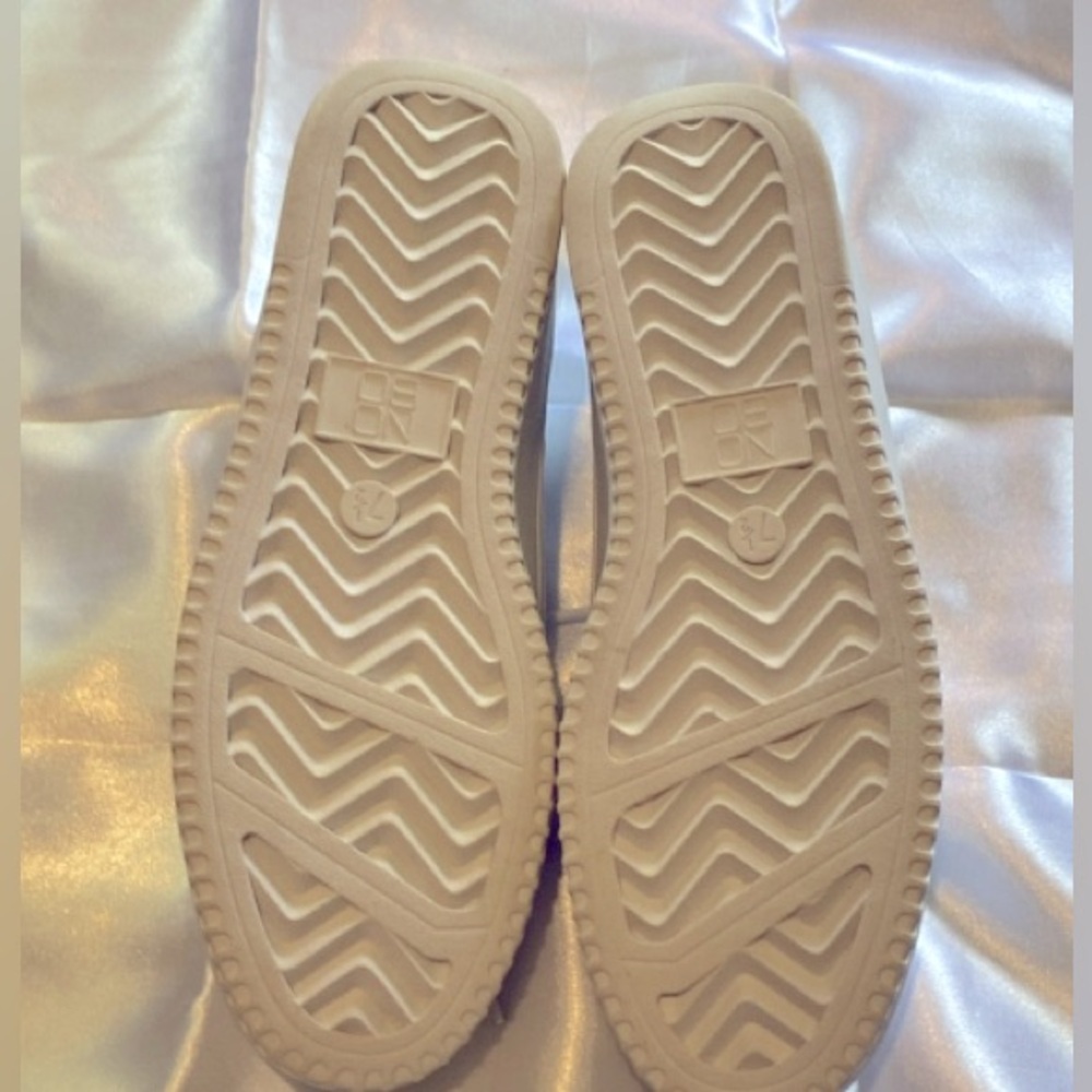White NOBO Sneakers - Picture 5 of 5